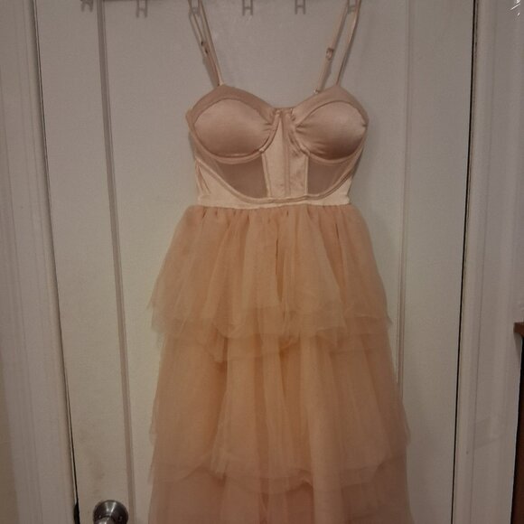 Forever 21 blush pink / peach Satin tiered Tulle Madonna dress midi length S - Picture 2 of 5